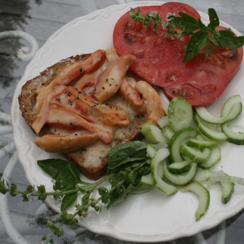 Grilled or Parchment Roasted Chicken of the Woods