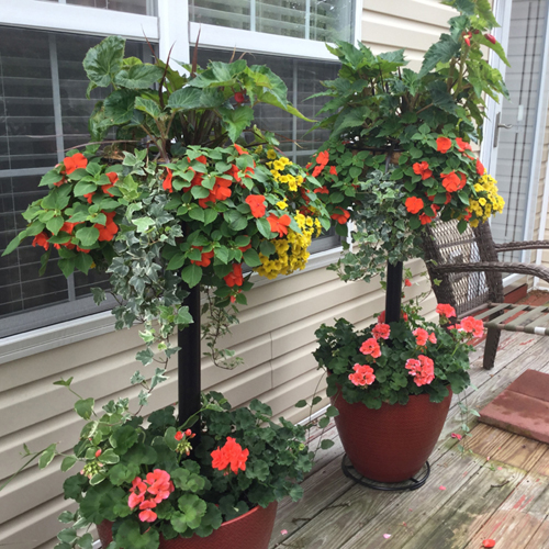 Pamela Crawford Basket Column For Large Pots (Top Basket Not Included)