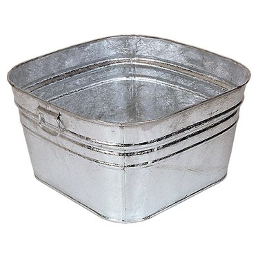 Galvanized Wash Tub - 15.5 Gallons