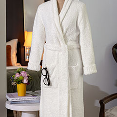 Product Image of East Hampton Spa Robe