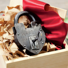 Product Image of Parisian Love Lock & Key